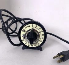 Vintage Mark-Time Darkroom Timer M H Rhodes Glow the Dark USA Tested