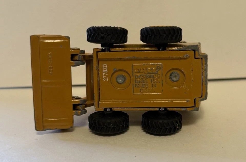 Vintage Ertl CASE 1845C Skid Steer Loader Construction Farm Toy 1:64 No Cage - Image 4 of 4