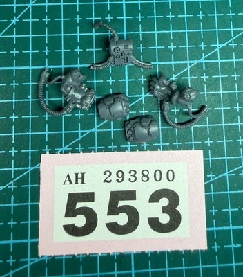 Leagues Of Votann Cthonian Bezerk Concussion Gauntlet Power Fist Arm Bundle 40k