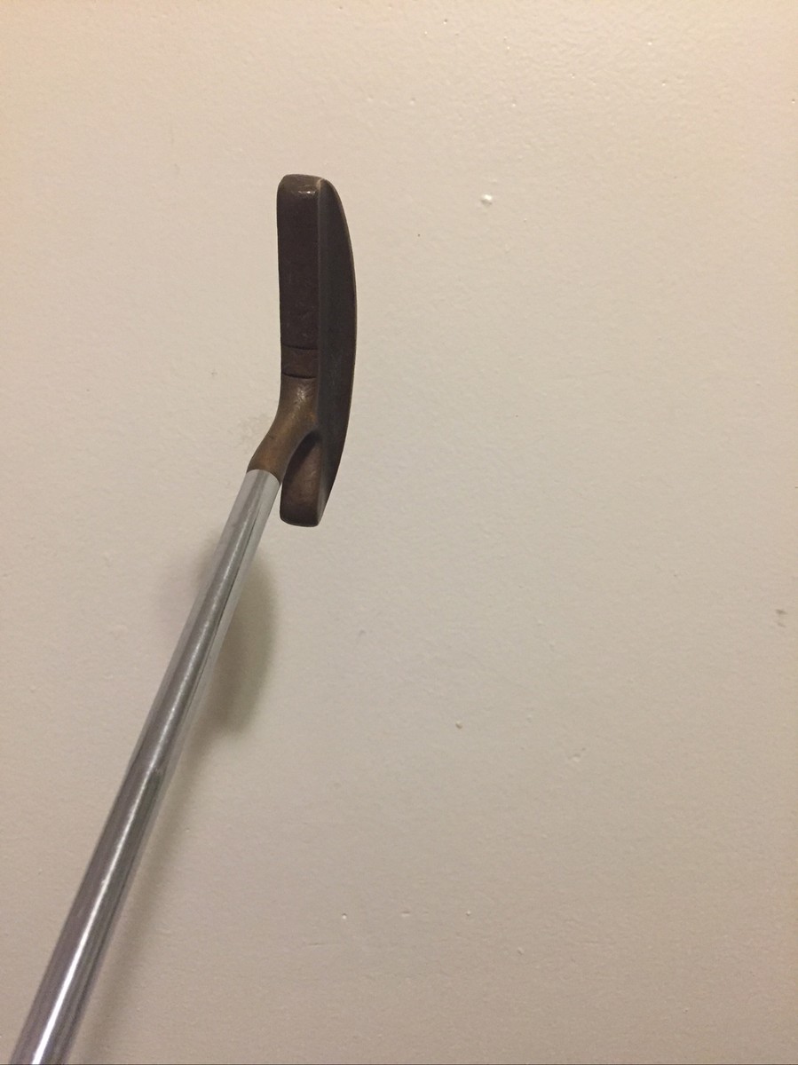 Putter Acushnet Bullseye Bi-Metal John Reuter Jr. 34 Pouces - Droitier Avec Grip Neuf