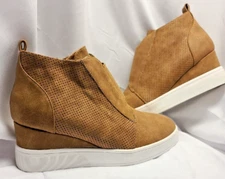 DREAM PAIRS Women's Platform Wedge Sneakers Ankle Booties (Size 8)