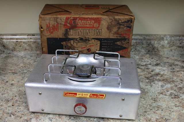 1960 coleman camp stove