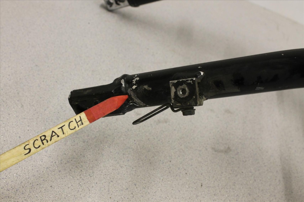 1992 KAWASAKI ZX 1100 NINJA LOWER FRAME UNDER CARRIAGE BAR RAIL