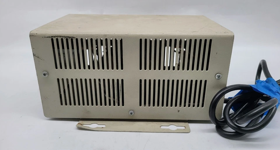 Oneac Power Conditioner CP1103 120 Vac Power - Image 2 of 4