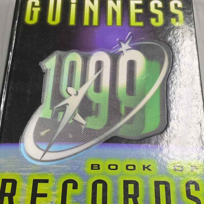 Guinness Guinness Book of Records 1999 Hardcover English Reference Answer Book