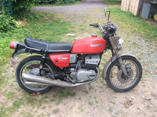 suzuki gt380 - Picture 1 of 9