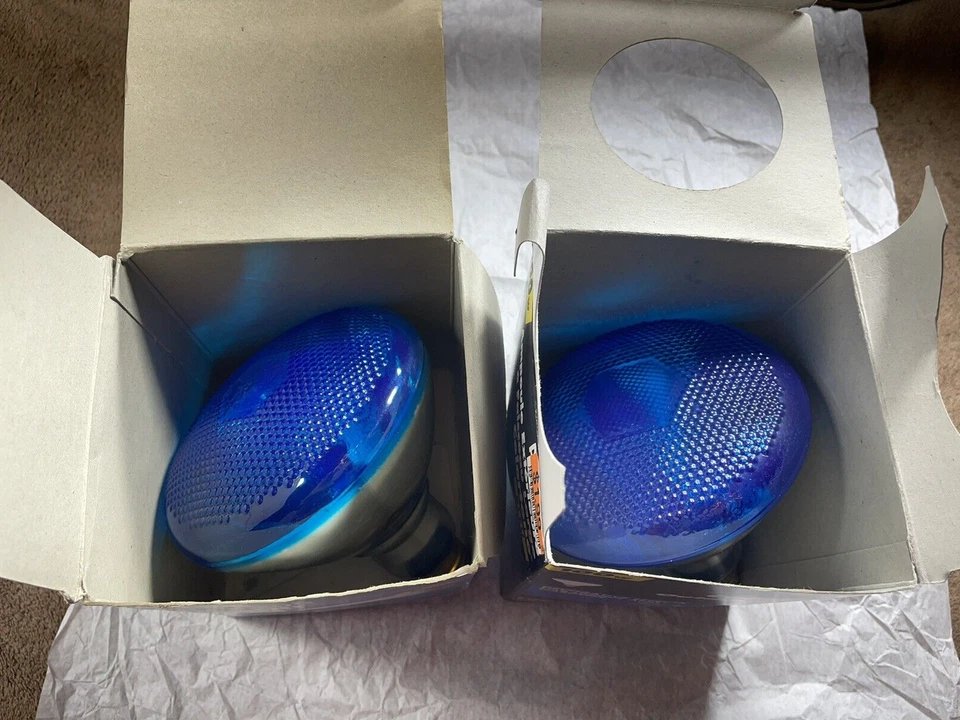 2 lights- Philips/Abco Colortone Blue 100W Par 38 Flood  Bulb Indoor/Outdoor - Image 3 of 3