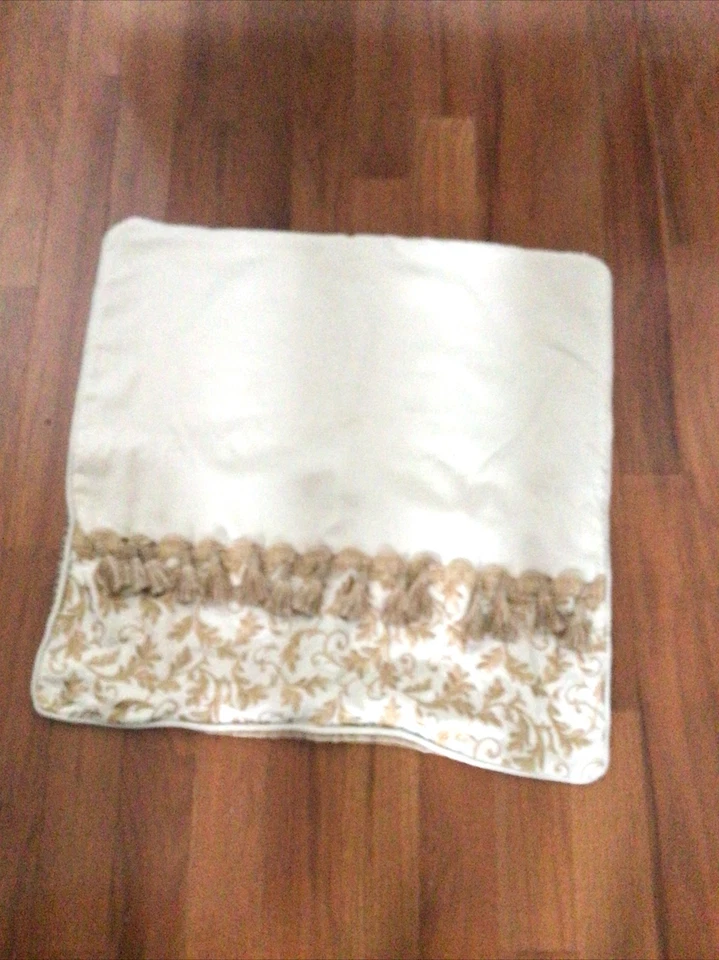 Funda Almohada Europea Croscill 26" X 26" Poliéster y Algodón, Nueva Foto 2 de 4