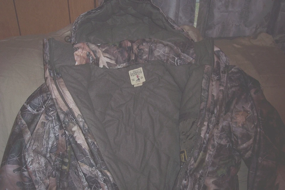 Mens Large Camo Coveralls Kanati Camo Insulated Hunting Coveralls Waterproof - Image 4 of 4