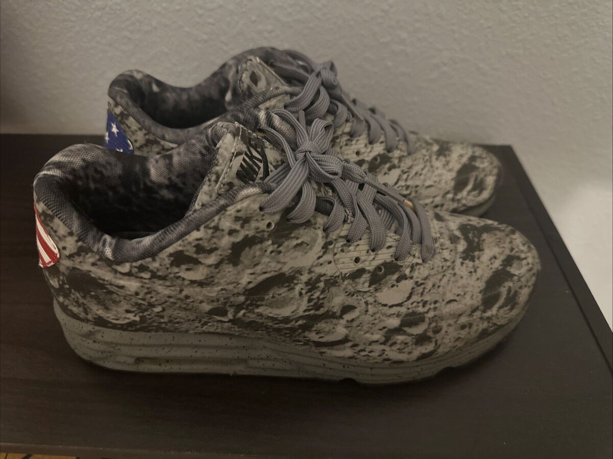 2014 Nike Air Max Lunar 90 SP Moon Landing Size 8.5 - 700098 2014 Nike Air Max Lunar 90 SP Moon Landing Size 8.5 - 700098
