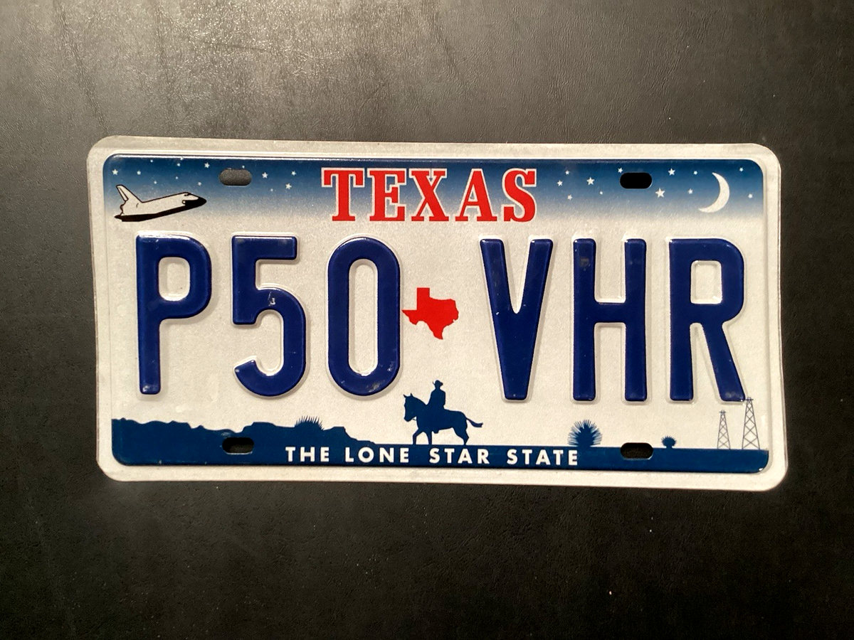 EXPIRED 2002 TEXAS LICENSE PLATE NEVER MOUNTED SPACE SHUTTLE