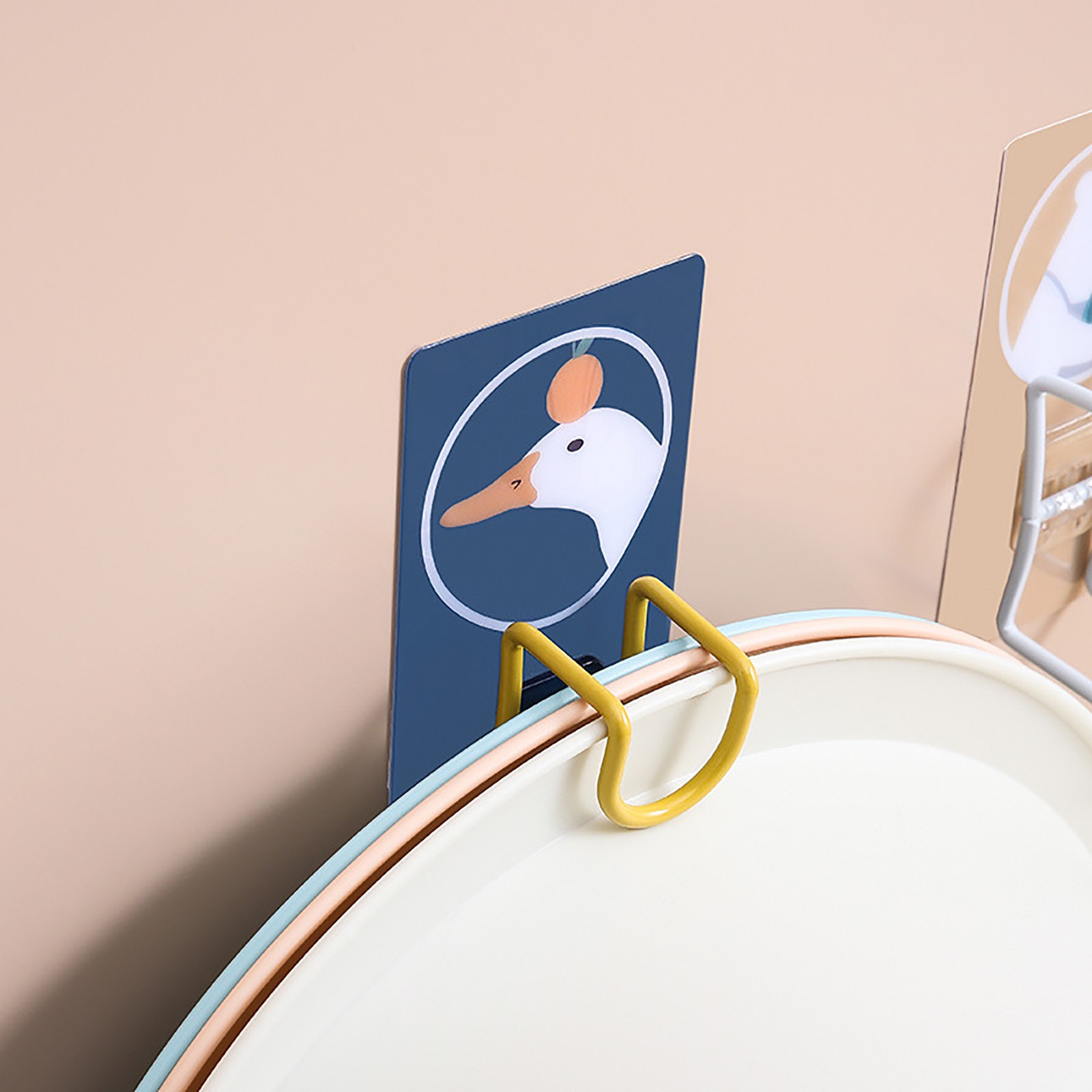 New Cute Hooks Wall Mounted 360° Rotating Hook Orderly Storage Strong Stickiness