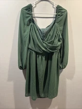 Womens SHEIN Curve Dress Or  Blouse Size 1XL Green Back Zipper
