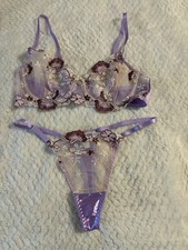 VTG Beautiful Purple Satin Bra And Panties With Flower Embroidery Set Size L