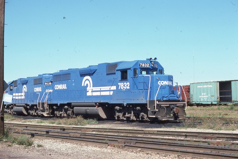 LOT OF 12 original slides Conrail in the Cleveland, OH(?) area 1976-1979
