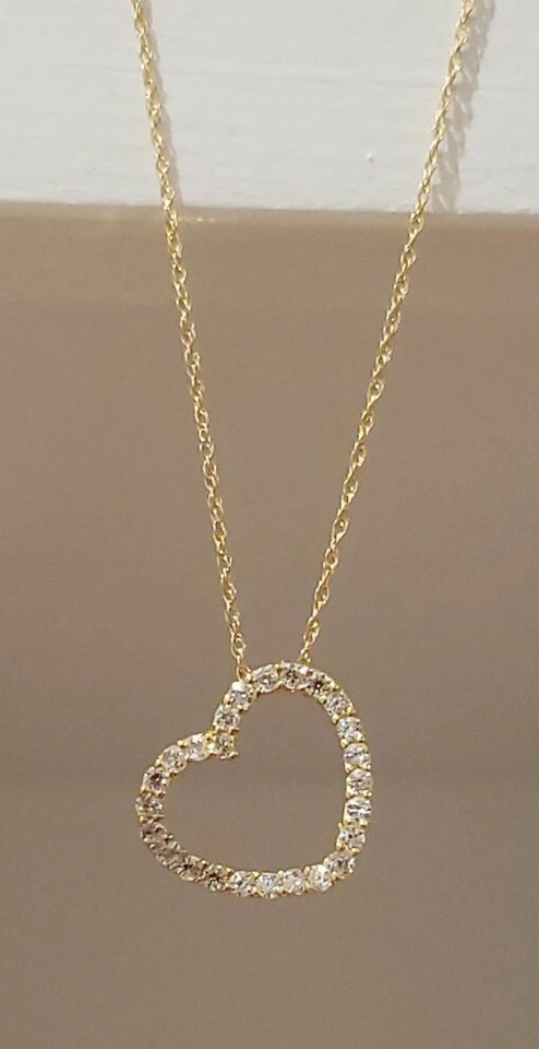 Collar Corazón Abierto Diamonique Oro Amarillo 14k Con Cadena 18"L, 0,80 Cttw, 2,4 Gr Foto 2 de 4