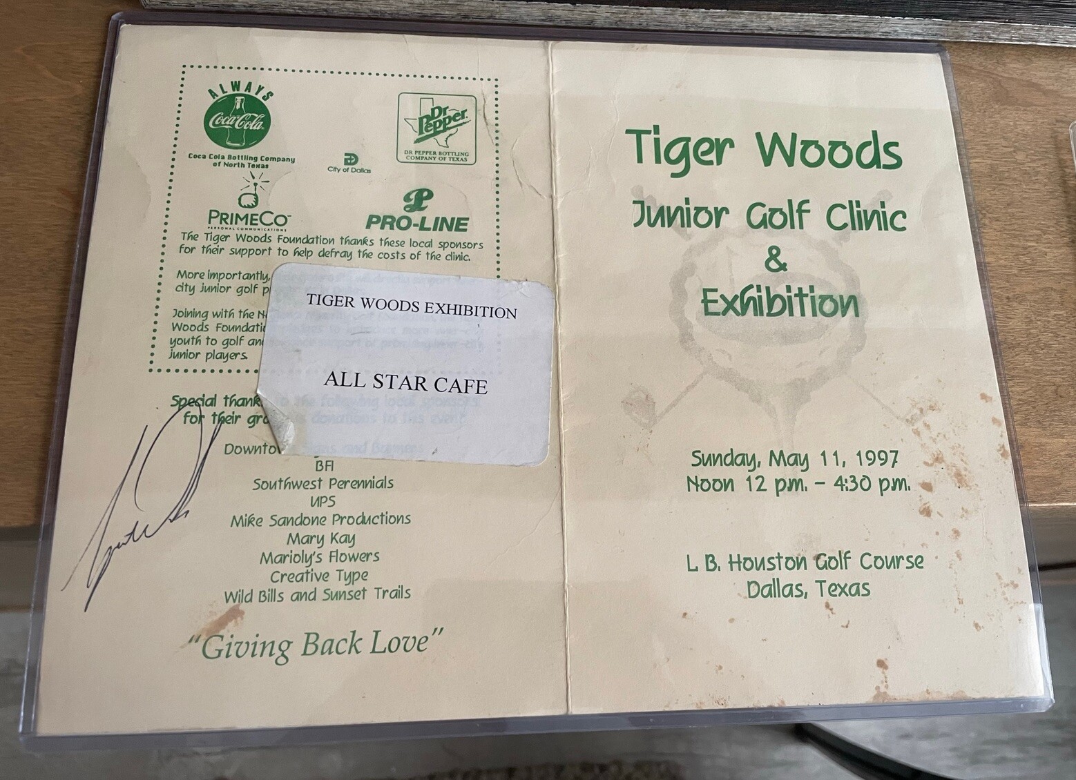 Tiger Woods Autographed Signed 1997 Junior Golf Clinic Period Program RARE Collectible PSA! 