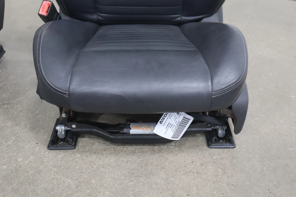 11-14 Dodge Challenger Dark Slate Heated Leather Seat Set Front/Rear OEM Foto 3 de 4