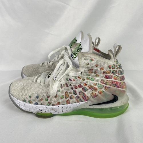 Nike LeBron 17 XVII Air Command Zapatos Juveniles GS Talla 5.5Y - MUJER 7 (BQ5594-100) - Imagen 3 de 9
