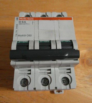 Merlin Gerin D6A Circuit Breaker Multi9 C60 3 Pole 24536
