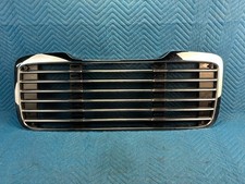 Rejilla cromada 8K 2023 Freightliner M2 112 OEM