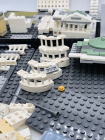 LEGO 21030 U.S. Capitol Architecture Partial Set w/ Name Tile Dome Columns Base