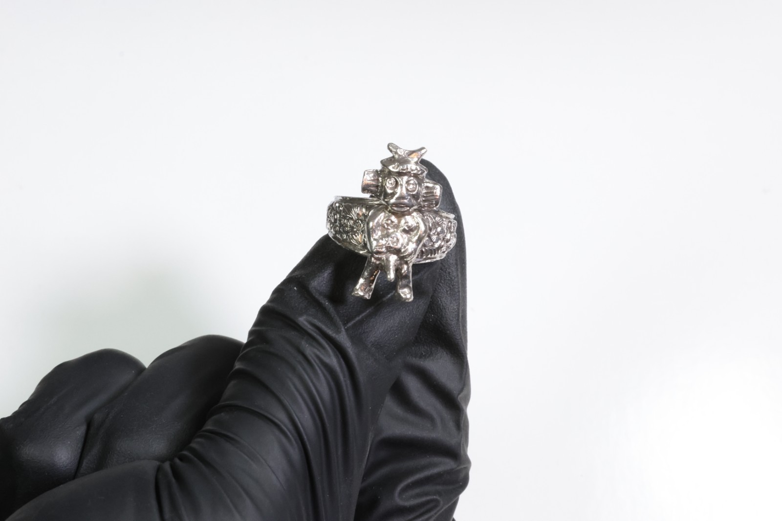 Unique and Solid Sterling Silver figurine ring si… - image 1