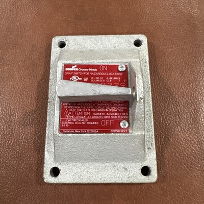 EATON EDSC2229 CROUSE HINDS EXPLOSION PROOF CONTROL STATION SNAP SWITCH COVER 1P