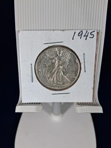 U.S. Coins And Currency - 1/2 Dollar - Walking Liberty _ AU