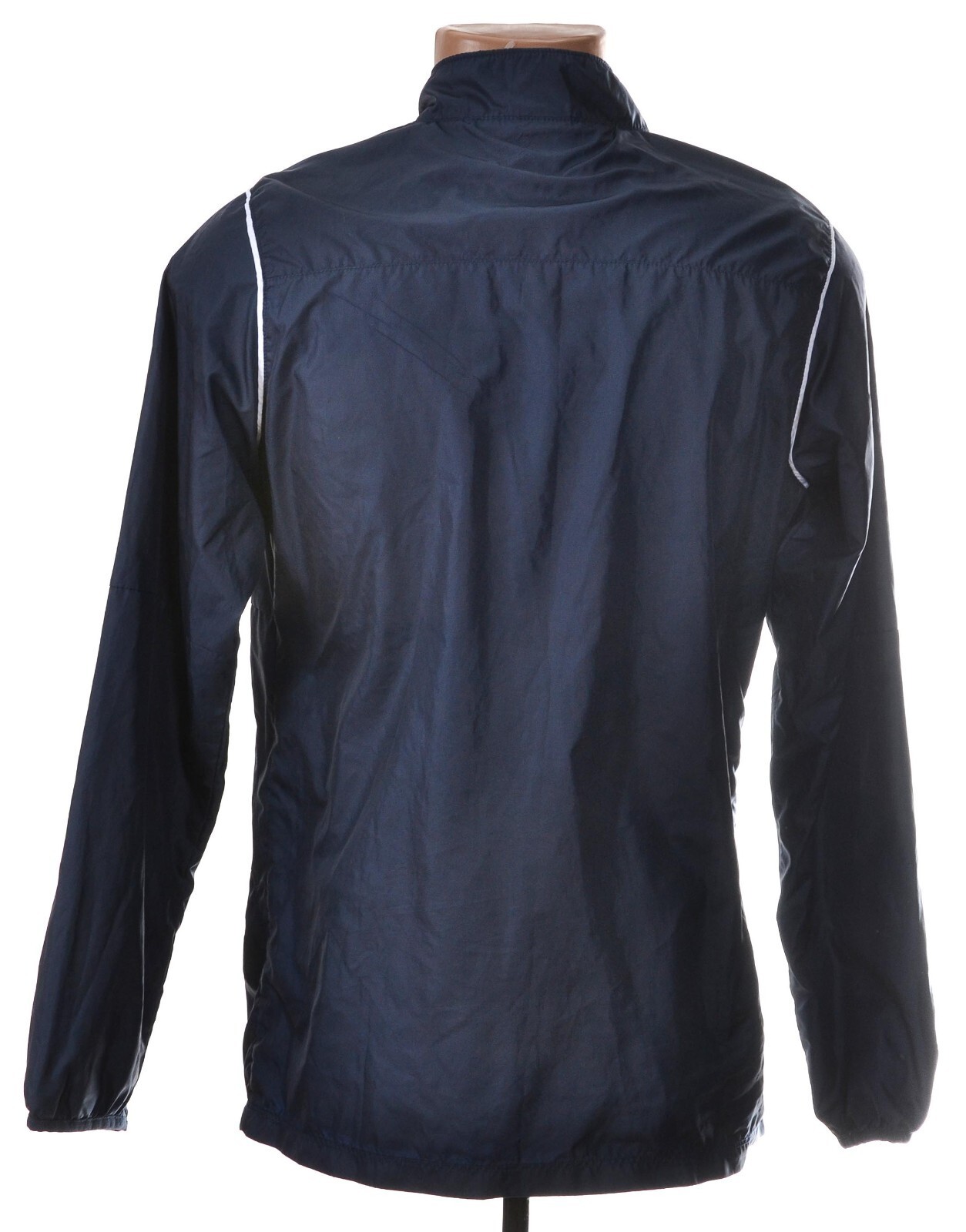 FC ZURICH SWITZERLAND 2022/2023 TRAINING FOOTBALL JACKET NIKE SIZE M ADULT thumbnail 2