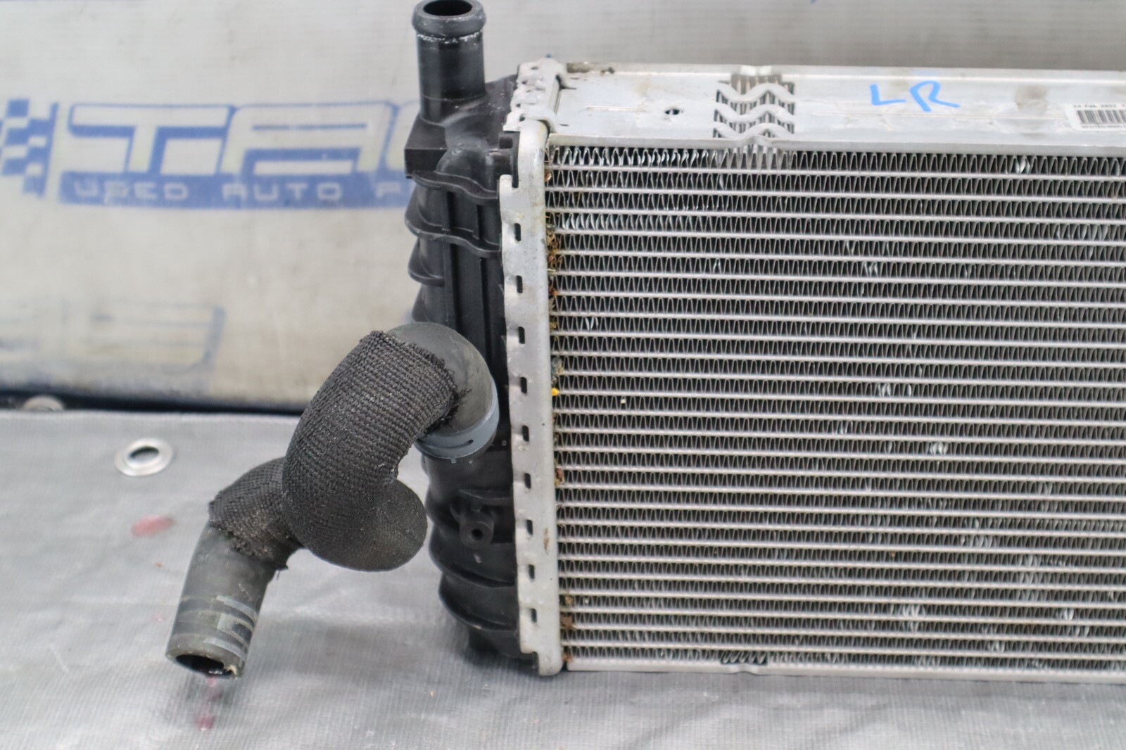 2022 2023 AUDI R8 V10 5.2L AWD OEM REAR LEFT ENGINE RADIATOR COOLER 4S0121212A