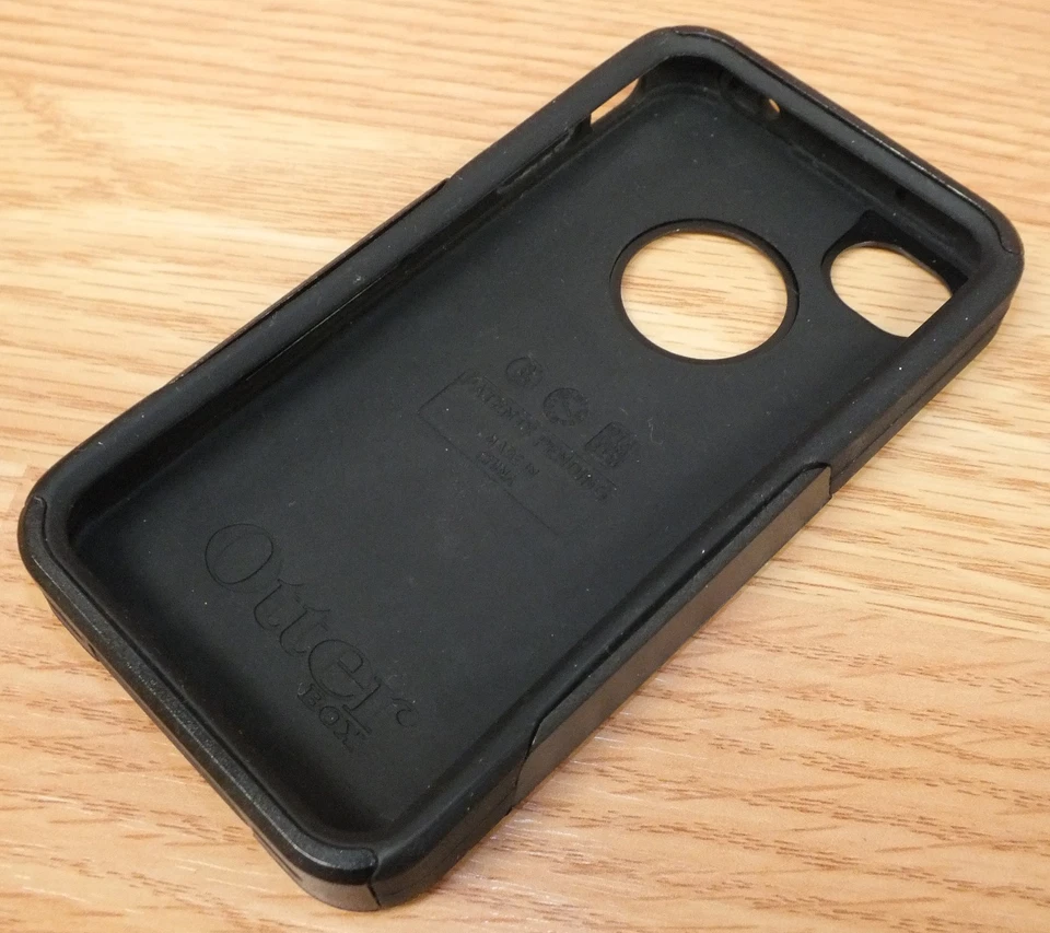 Paquete de funda para teléfono inteligente Apple iPhone 4 (MC608LL/A) 16 GB negra (AT&T) GSM Foto 4 de 4