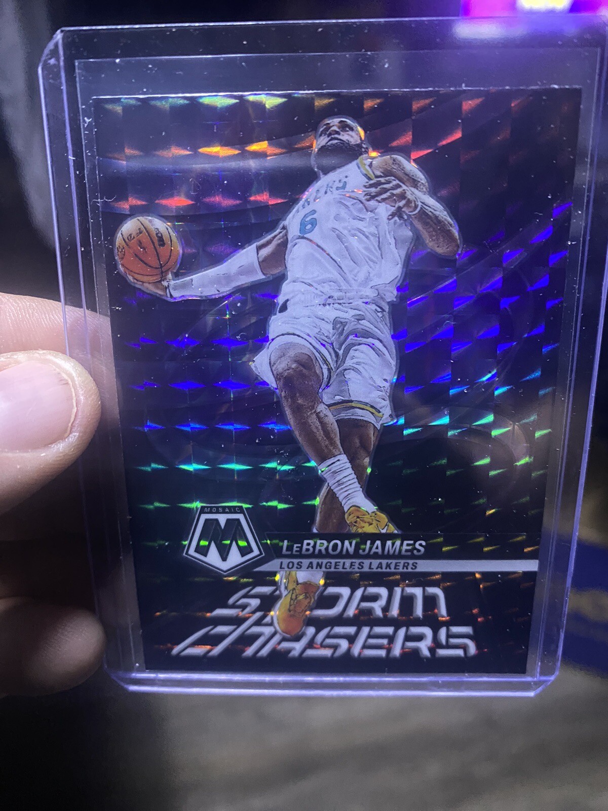 LeBron James- 2022-23 Mosaic Storm Chasers Prizm RC #2 Lakers SSP Case Hit