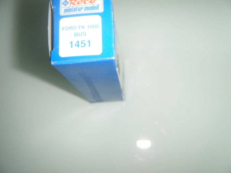 Roco  Miniatur Modell  1451  Ford FK 1000 Bus Mint 1:87  HO   - Bild 2 von 4