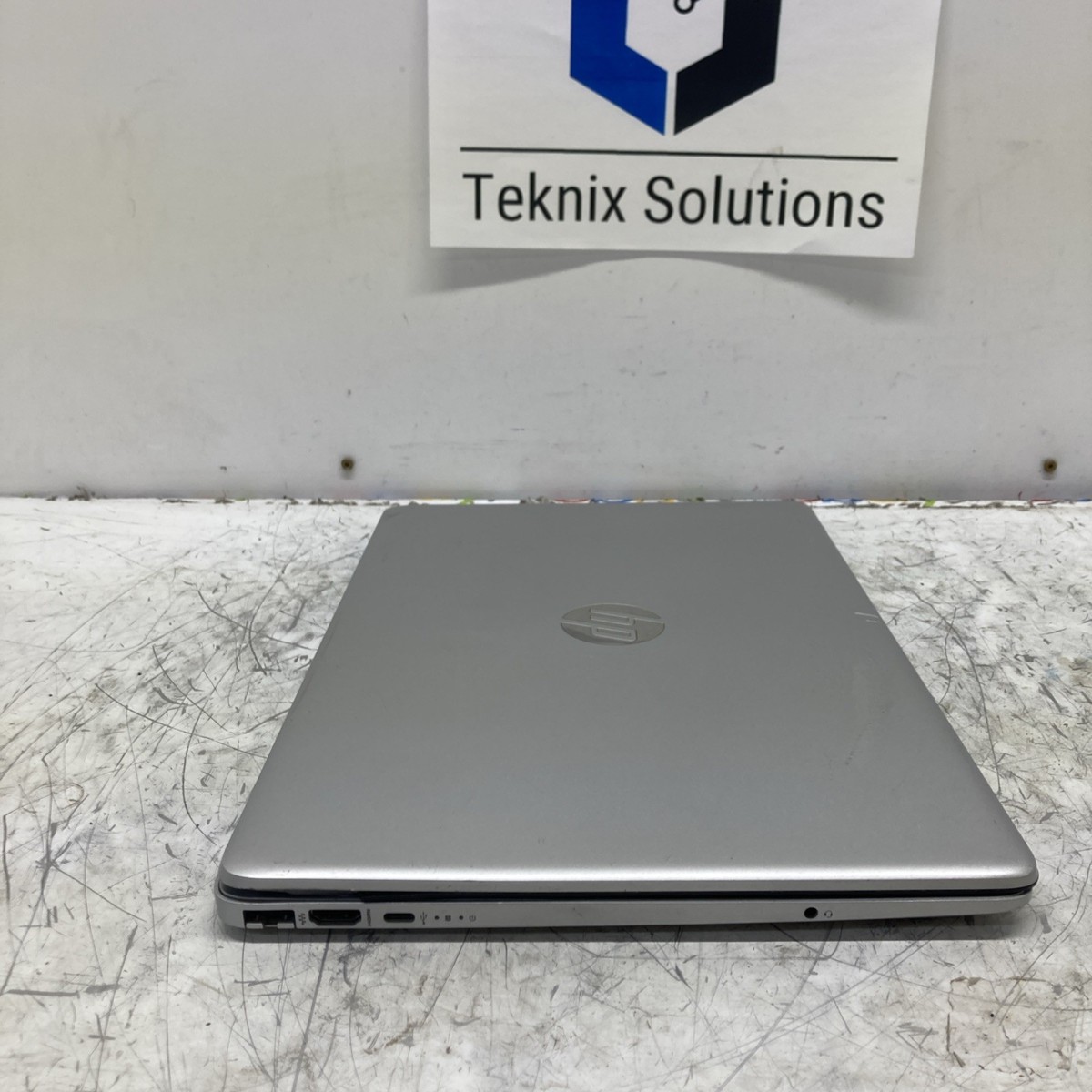HP Laptop 15-dw3xxx i5-1135G7 2.40GHz no HDD Does not boot | eBay