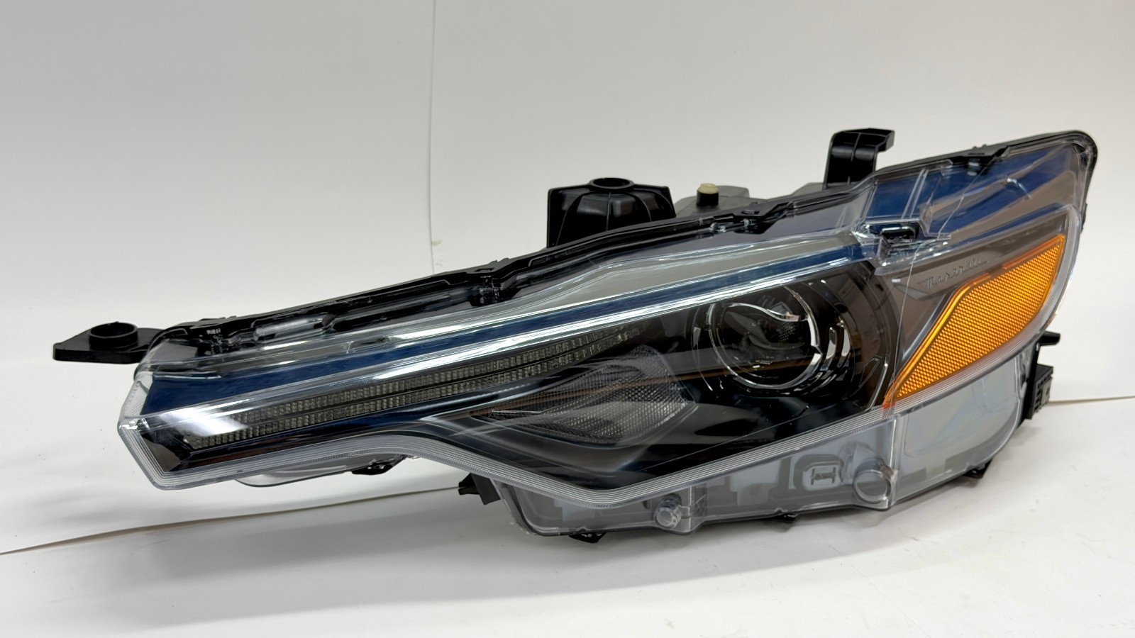 2017-2020 Maserati Levante Left LH Headlight OEM Adaptive AFS 3 Module Original