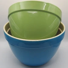 🔥 Crate & Barrel Vintage ADDISON Mixing Nesting Bowls 9 5/8" Blue & 8.5" Green
