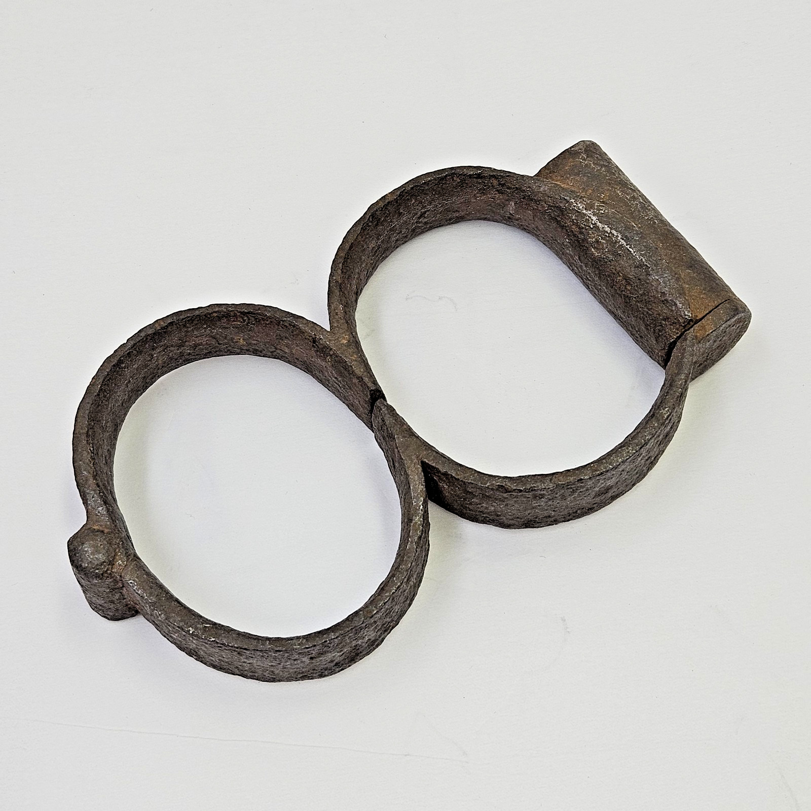 Antique Forged Iron Plug 8 Convict Handcuffs Cuffs NO Key Historical Relic