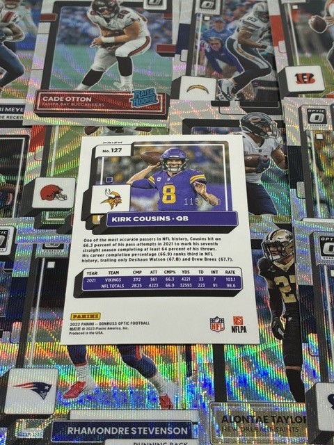 2022 Panini Optic Football Wave Prizm  /300 Pick Your Card! Rated Rookies & Vets