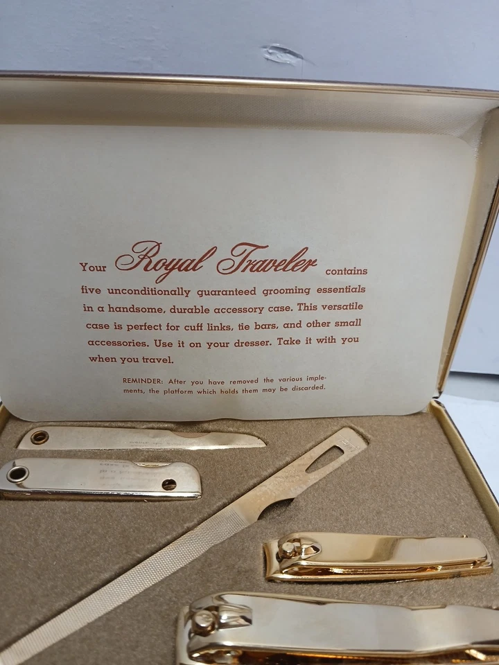 Cortaúñas de Colección, Bassett EE. UU. Raro Nuevo Antiguo Stock Dorado Juego de 5 Piezas Foto 4 de 4