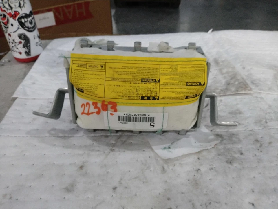 2005 Lexus ES330 Right Instrument Panel Air Bag - Black - 153K Miles Foto 2 de 4