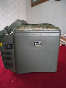 mini console travel cooler and warmer