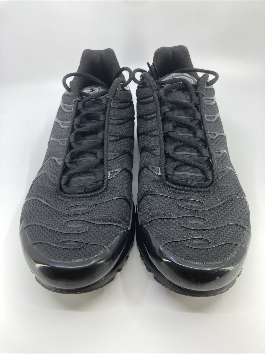 black air max size 12