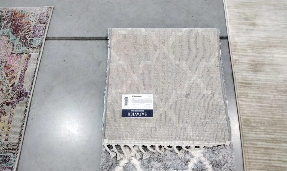 GREY / CREAM 2' X 8' Back Stain Rug, Reduced Price 1172722073 BFG627N-28 - Image 2 of 4