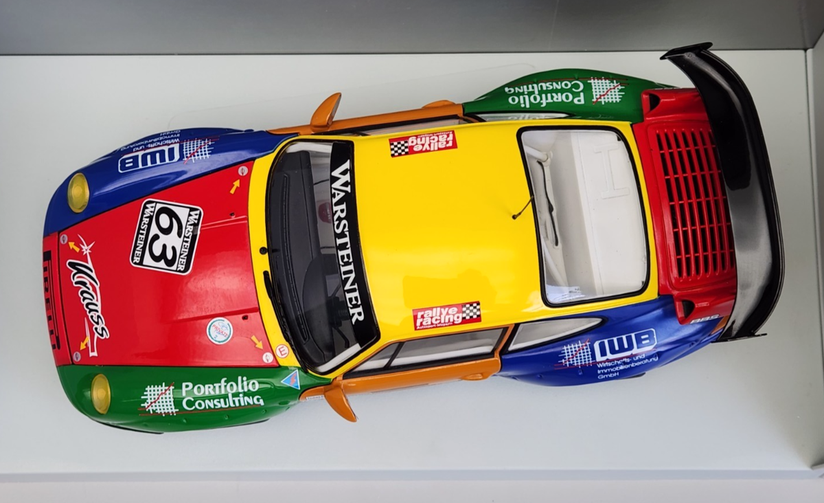 UT Models Porsche 911 GT2 Warsteiner 1998 IMSA Muller Trunk 1/18