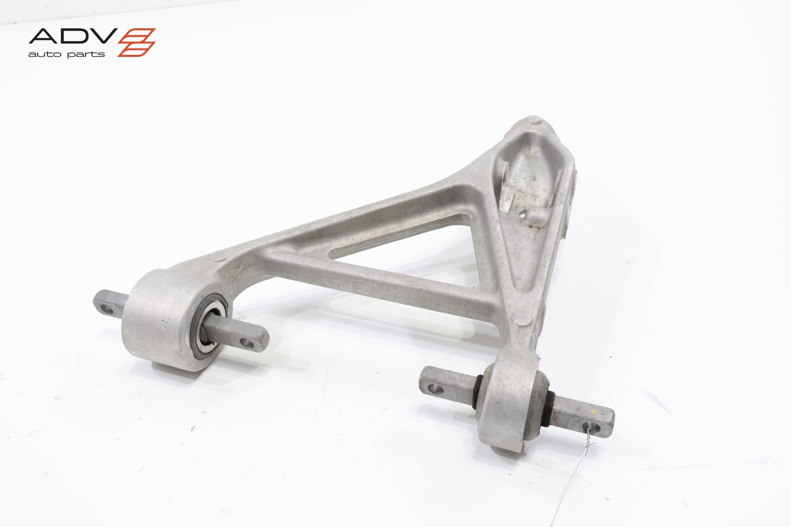 2009 - 2015 FERRARI CALIFORNIA FRONT RIGHT PASSENGER SIDE LOWER CONTROL ARM OEM