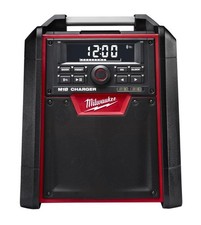 Milwaukee M18 Jobsite Bluetooth Radio/charger Bare Tool 