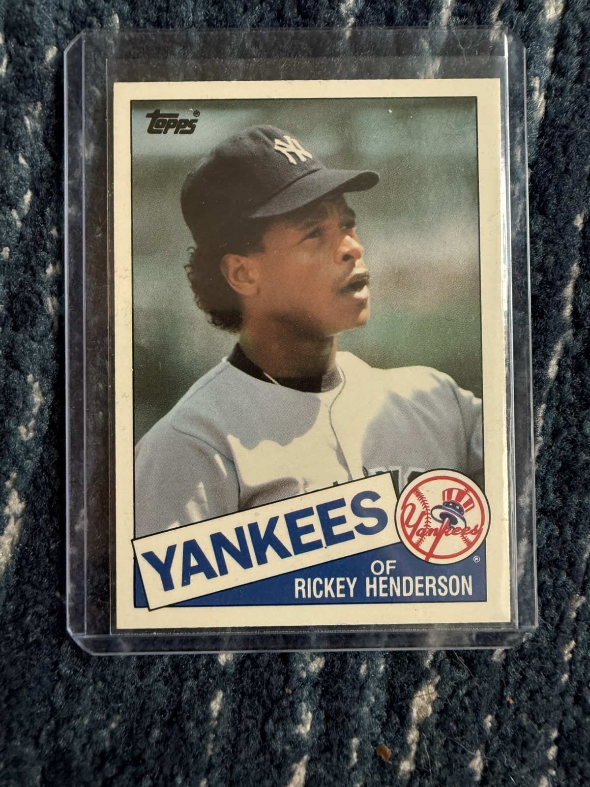1985 TOPPS TRADED #49T RICKEY HENDERSON NEW YORK YANKEES