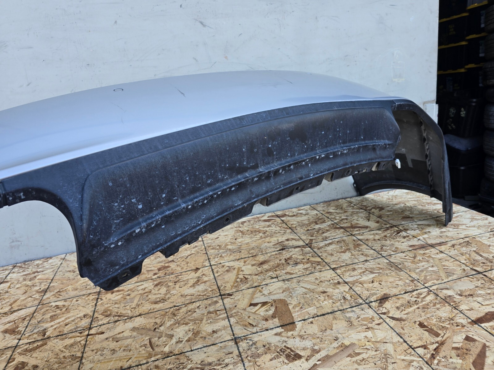 REAR BUMPER COVER ASSEMBLY W/PARK ASSIST OEM 40K 14-19 MASERATI GHIBLI S