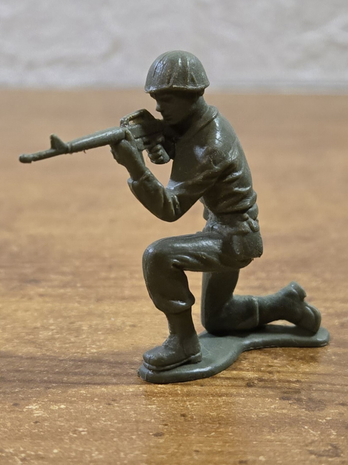 VTG 15 Pc. Green Plastic Infantry Army Plastic Figures (Various Makers), Preown